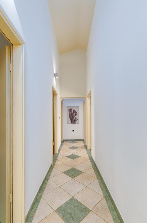 Villa Ostone